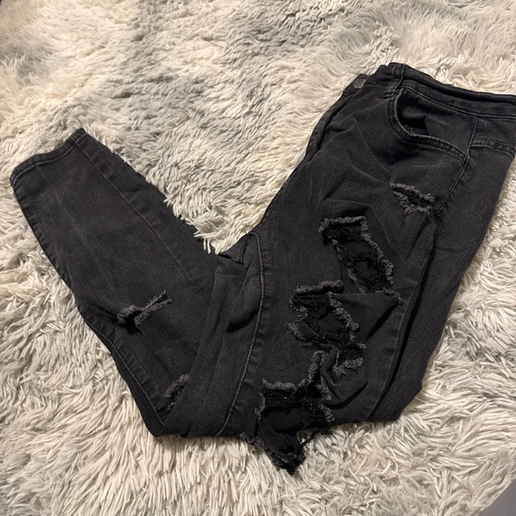 SHEIN Black Ripped Skinny Jeans - Picture 5 of 5